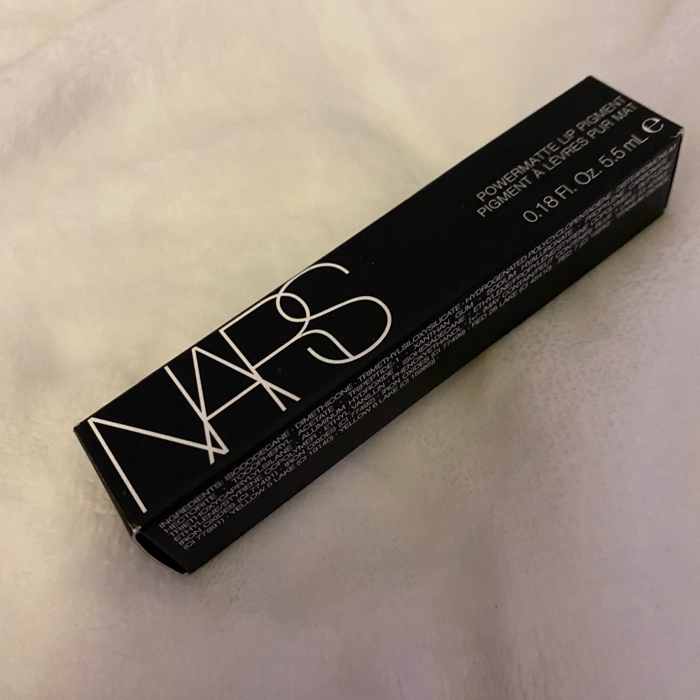 NARS lipstick